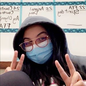 Meet your Posher, Sophia